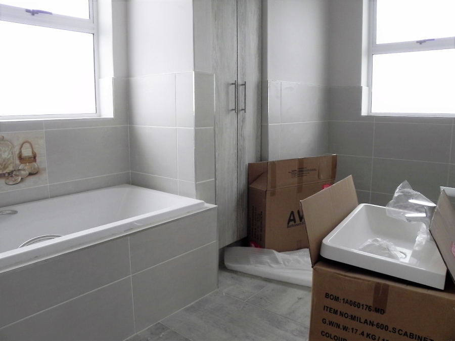 To Let 3 Bedroom Property for Rent in Fountains Estate Eastern Cape